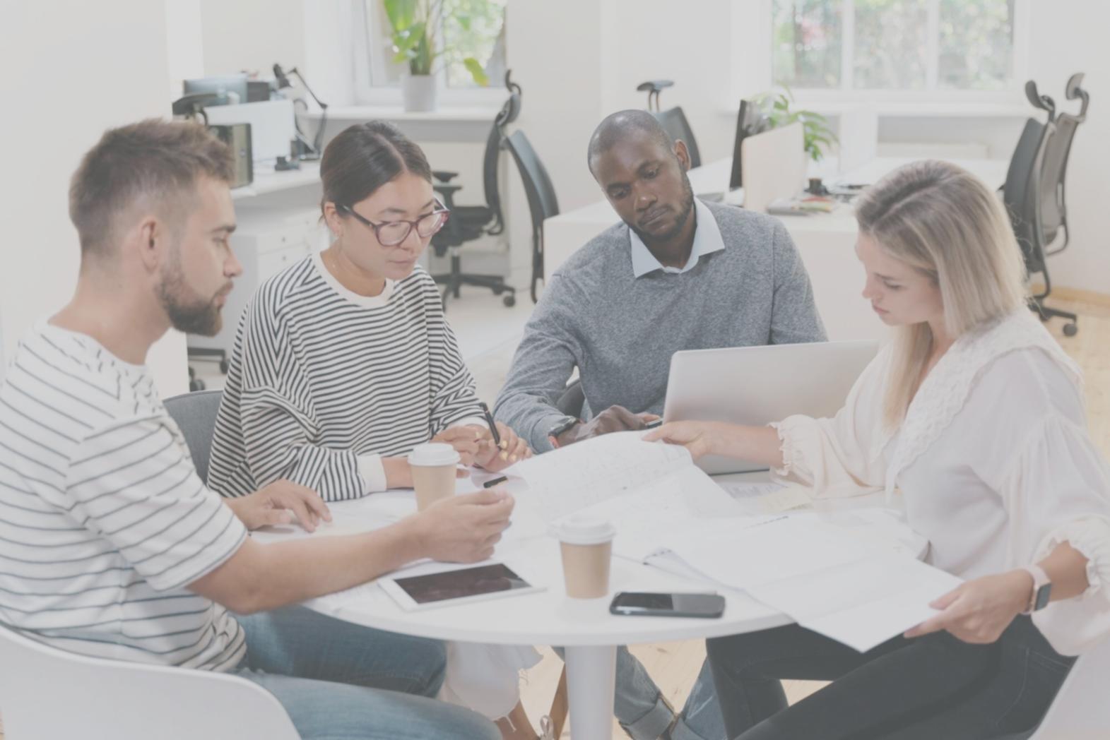 Modernes Bürogebäude in Blumberg mit professioneller Beratungsatmosphäre für Finanzdienstleistungen